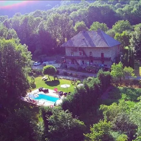 La Perle De La Lauziere, D Hotes Bed & Breakfast *