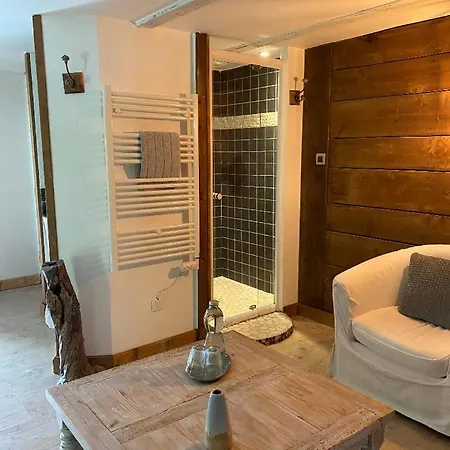 La Perle De La Lauziere, D Hotes Bed & Breakfast
