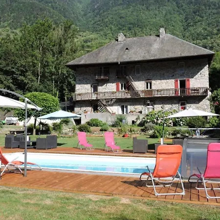 La Perle De La Lauziere, D Hotes Bed and breakfast